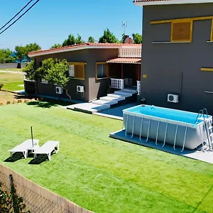 https://gazonia-family-estate.kefaloniahotels.net